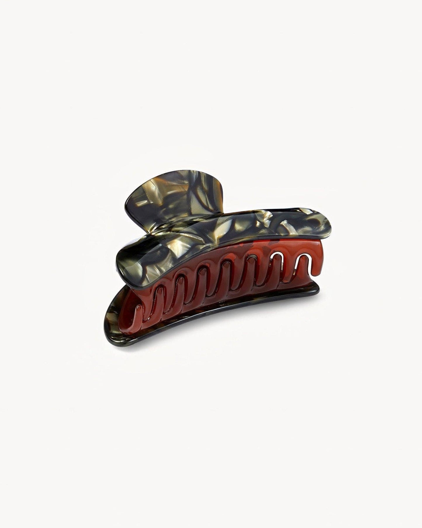 Grande Heirloom Claw in Midnight Horn