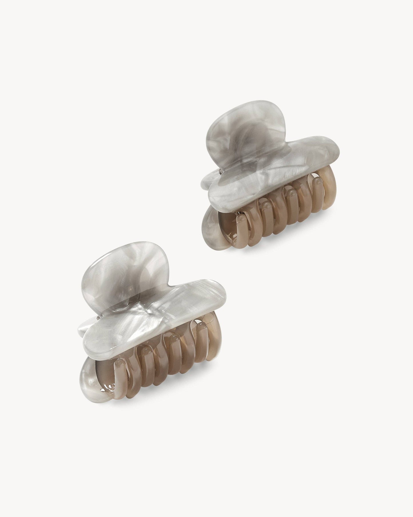 Twin Heirloom Claws in Grey Shell