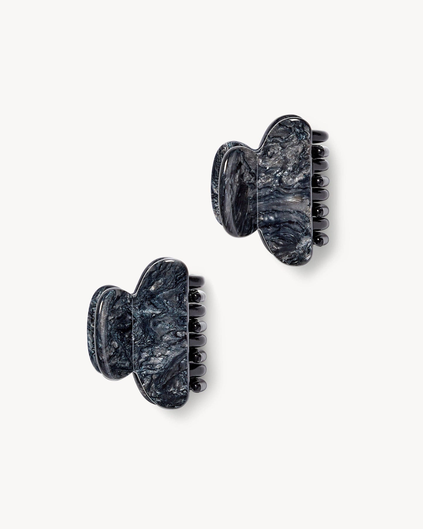 Twin Heirloom Claw in Obsidian