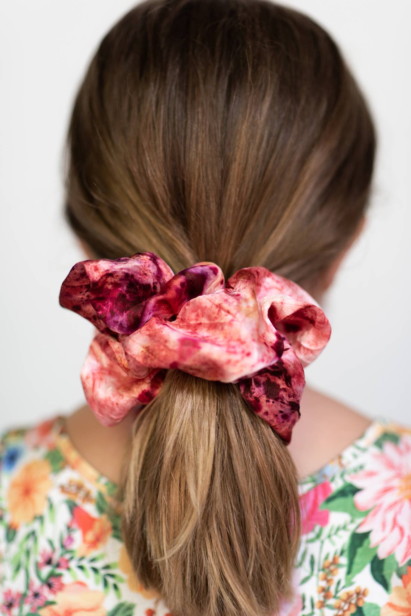 Botanically Dyed Silk Scrunchie: Pink
